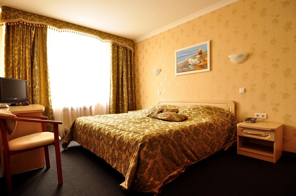 Hotel Yubileiny Mińsk Zewnętrze zdjęcie